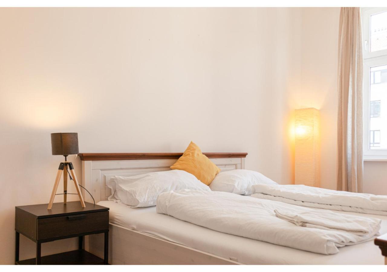 Cheerful 2Br Apartment - Suitable For Longstays Wien Eksteriør billede