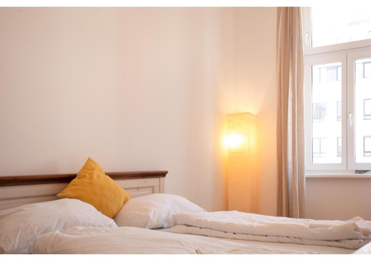 Cheerful 2Br Apartment - Suitable For Longstays Wien Eksteriør billede
