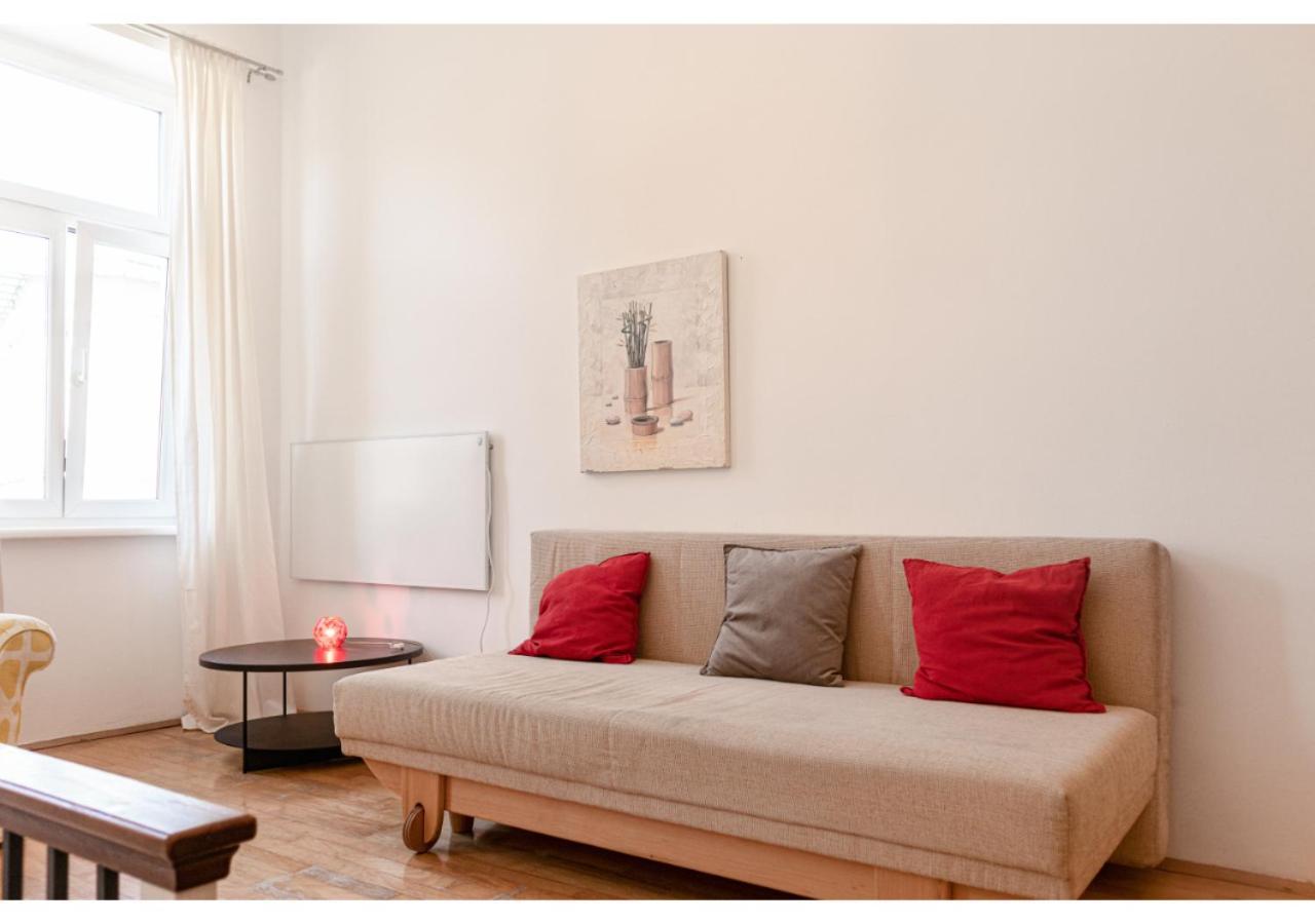 Cheerful 2Br Apartment - Suitable For Longstays Wien Eksteriør billede