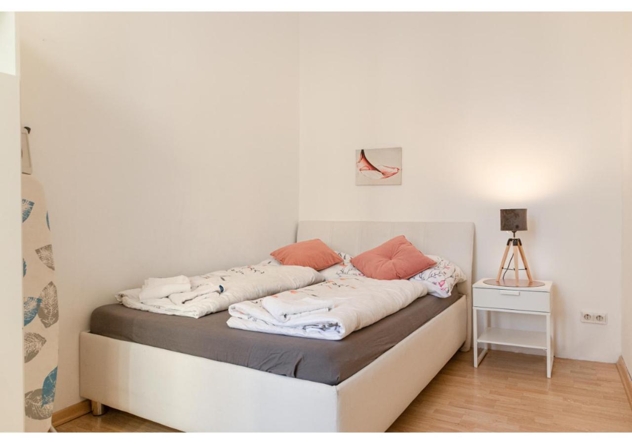 Cheerful 2Br Apartment - Suitable For Longstays Wien Eksteriør billede